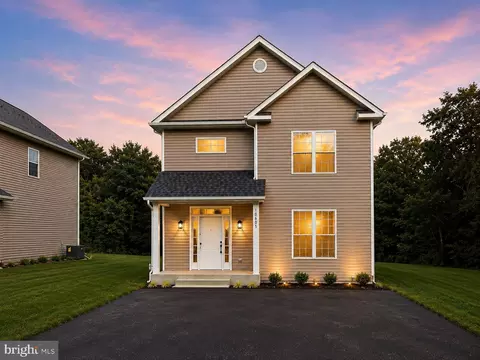 10605 Benchmark Rd, Fredericksburg, VA 22408