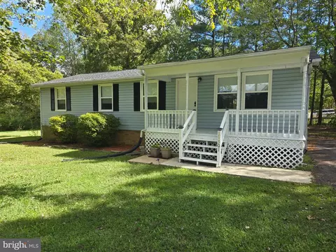 11301 Piedmont Dr, Fredericksburg, VA 22407