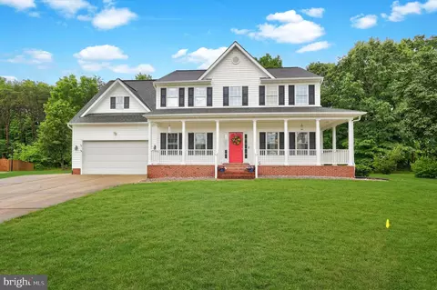 10000 Betsy St, Fredericksburg, VA 22408