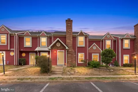 2216 Minnear St, Fredericksburg, VA 22407