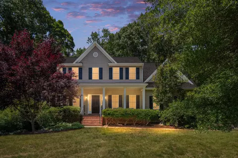 11203 Lynette Ct, Fredericksburg, VA 22408
