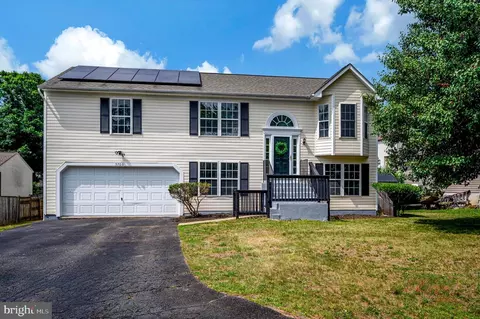 5706 E Point Cir, Spotsylvania, VA 22551