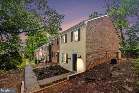 13 Bentley Ct, Fredericksburg, VA 22408