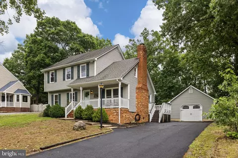 706 Pleasants Dr, Fredericksburg, VA 22407