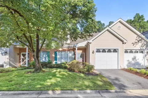 10004 Sandwedge Ct, Fredericksburg, VA 22408