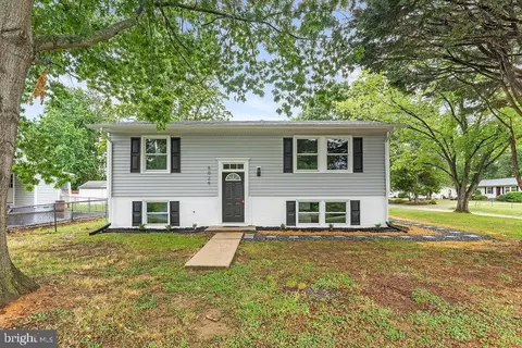 6029 Massaponax Dr, Fredericksburg, VA 22407