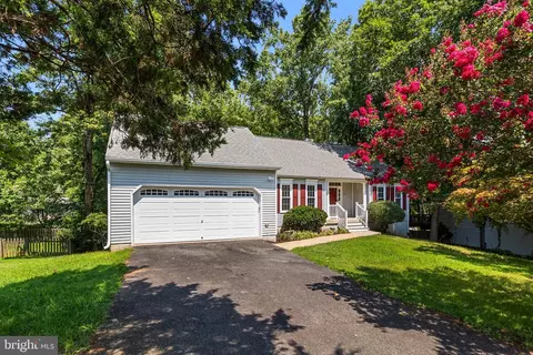 7205 Lord Barton Dr, Fredericksburg, VA 22407