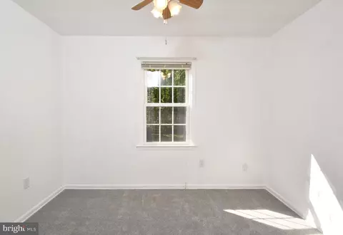Bedroom - 9624 Sutters Rd, Partlow, VA 22534 photo 4 of 7
