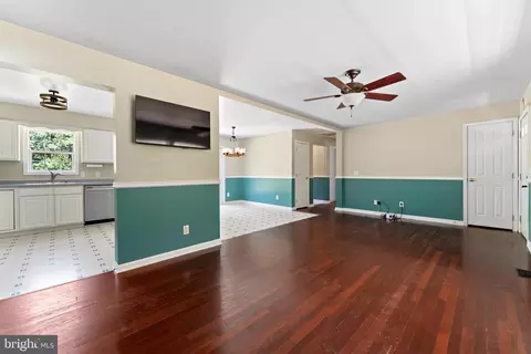Living - 4210 Shepherds Rd, Partlow, VA 22534 photo 3 of 4
