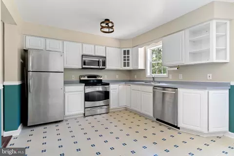 Kitchen - 4210 Shepherds Rd, Partlow, VA 22534 photo 2 of 3