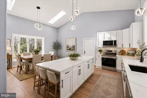 7621 River Rd, Fredericksburg, VA 22407