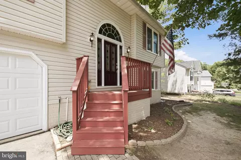 10608 Crestwood Dr, Spotsylvania, VA 22553