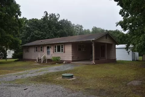 7829 Flippo Dr, Fredericksburg, VA 22408