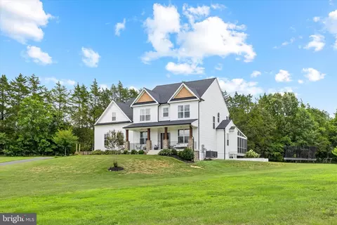 11001 S Abbie Moore Ct, Fredericksburg, VA 22407
