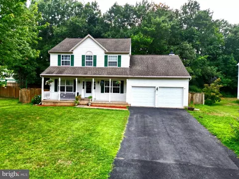 5617 Cambridge Dr, Fredericksburg, VA 22407