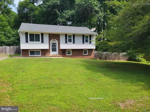 6805 Ashton Cir, Fredericksburg, VA 22407