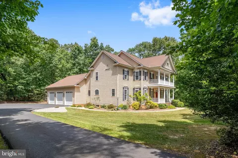 8622 Laroque Run Dr, Fredericksburg, VA 22407