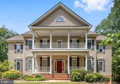 8622 Laroque Run Dr, Fredericksburg, VA 22407