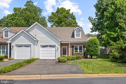 4301 Turnberry Dr, Fredericksburg, VA 22408