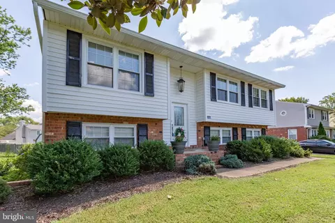 801 Kilarney Dr, Fredericksburg, VA 22407