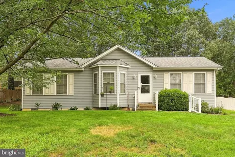 4113 Lancaster Ring Rd, Fredericksburg, VA 22408