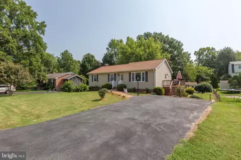 11515 Silverleaf Ln, Fredericksburg, VA 22407