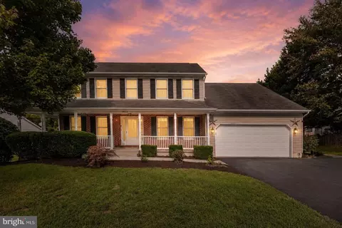 9903 Woodburn Ct, Fredericksburg, VA 22407
