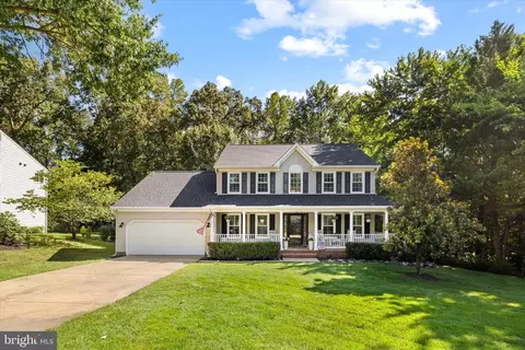 6001 Fox Point Rd, Fredericksburg, VA 22407