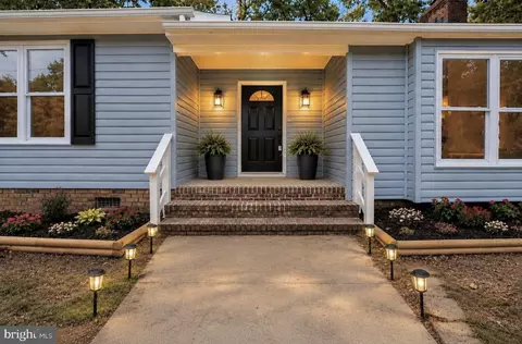 9821 Leavells Rd, Fredericksburg, VA 22407
