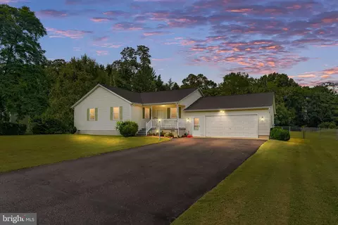 5004 Norris Dr, Fredericksburg, VA 22407