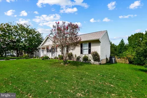 2421 Pittston Rd, Fredericksburg, VA 22408