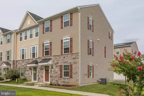 2723 Wheatland Way, Fredericksburg, VA 22408