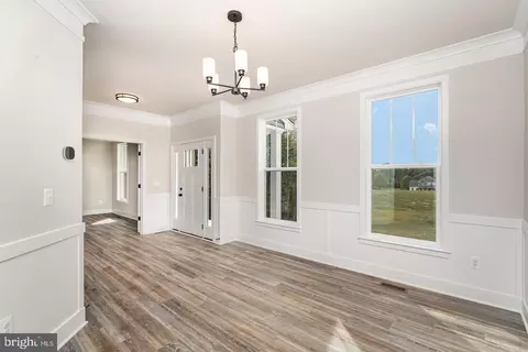 Entry Way - 9775 Fairview Rd, Partlow, VA 22534 photo 6 of 23