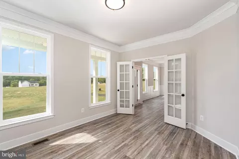 Entry Way - 9775 Fairview Rd, Partlow, VA 22534 photo 3 of 23