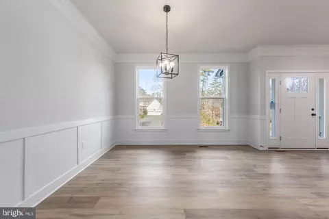 Entry Way - 9775 Fairview Rd, Partlow, VA 22534 photo 5 of 23
