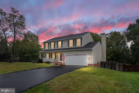 610 Montrose Dr, Fredericksburg, VA 22407