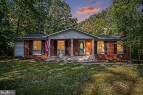 6201 Pella Ln, Fredericksburg, VA 22407