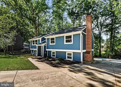 6 Norman Ct, Fredericksburg, VA 22407