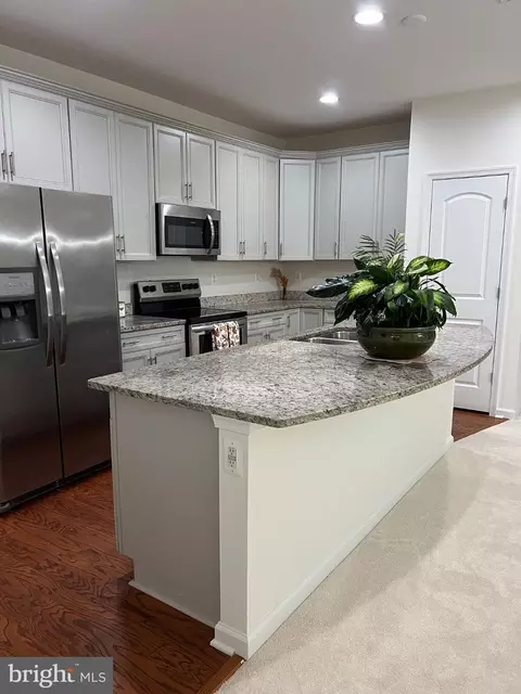Kitchen - 12403 Ruby Red Dr, Fredericksburg, VA 22407 photo 2 of 3