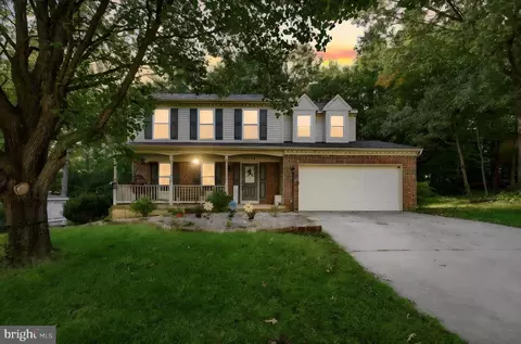 11318 Springfield Dr, Fredericksburg, VA 22408