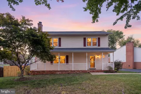 800 Shamrock Dr, Fredericksburg, VA 22407