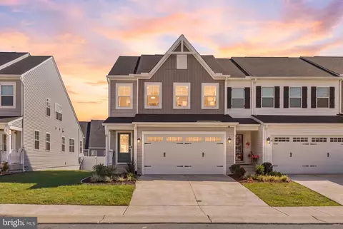 4227 Command Field Ct, Fredericksburg, VA 22408