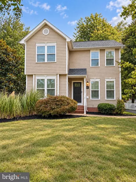 8600 Oak Glen Ct, Fredericksburg, VA 22407
