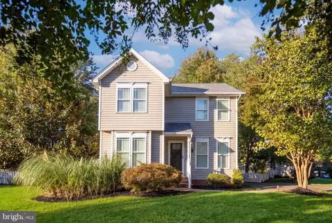8600 Oak Glen Ct, Fredericksburg, VA 22407