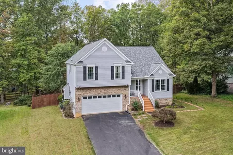 11812 Timbermill Ln, Fredericksburg, VA 22407