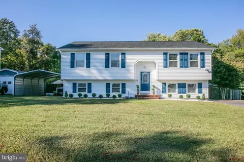 3908 Norris Dr, Fredericksburg, VA 22407