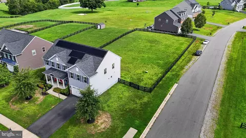 7901 Continental Ct, Fredericksburg, VA 22407