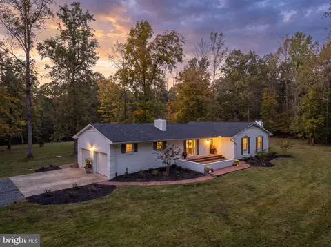 13310 Country Way Cir, Fredericksburg, VA 22407
