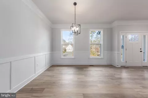 Entry Way - 9775 Fairview Rd, Partlow, VA 22534 photo 16 of 23