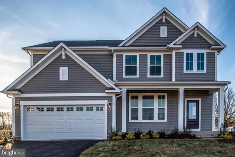 620 Collingwood Dr, Fredericksburg, VA 22405